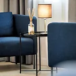 La Maison 汽车旅馆 4*