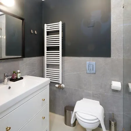 Motel La Maison 4*