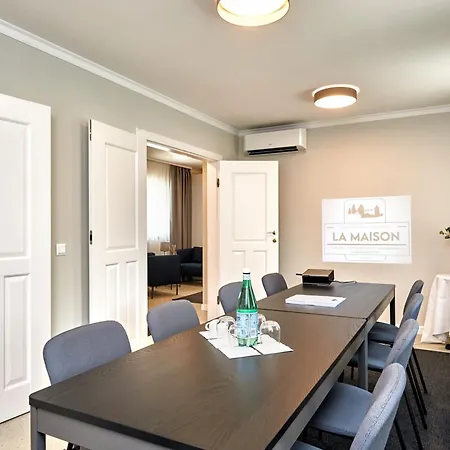 La Maison 4*